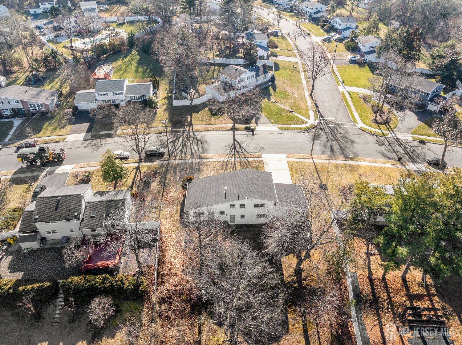 33 Whitehall Road East Brunswick, NJ 08816 - Photo 37 of 39