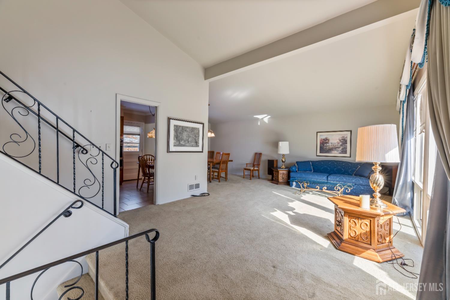 33 Whitehall Road East Brunswick, NJ 08816 - Photo 6 of 39