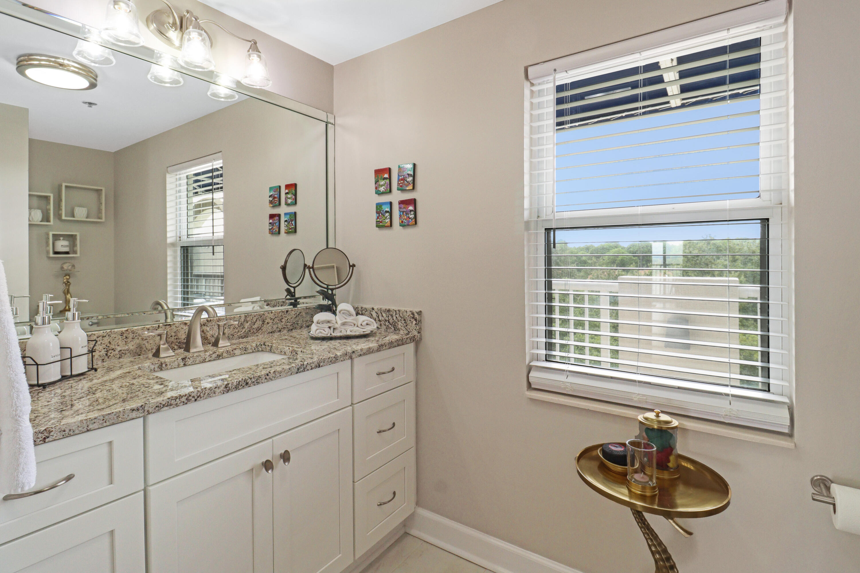 25 Players Club, Unit 25 Miramar Beach, FL 32550 - Photo 25 of 44 Half bathroom