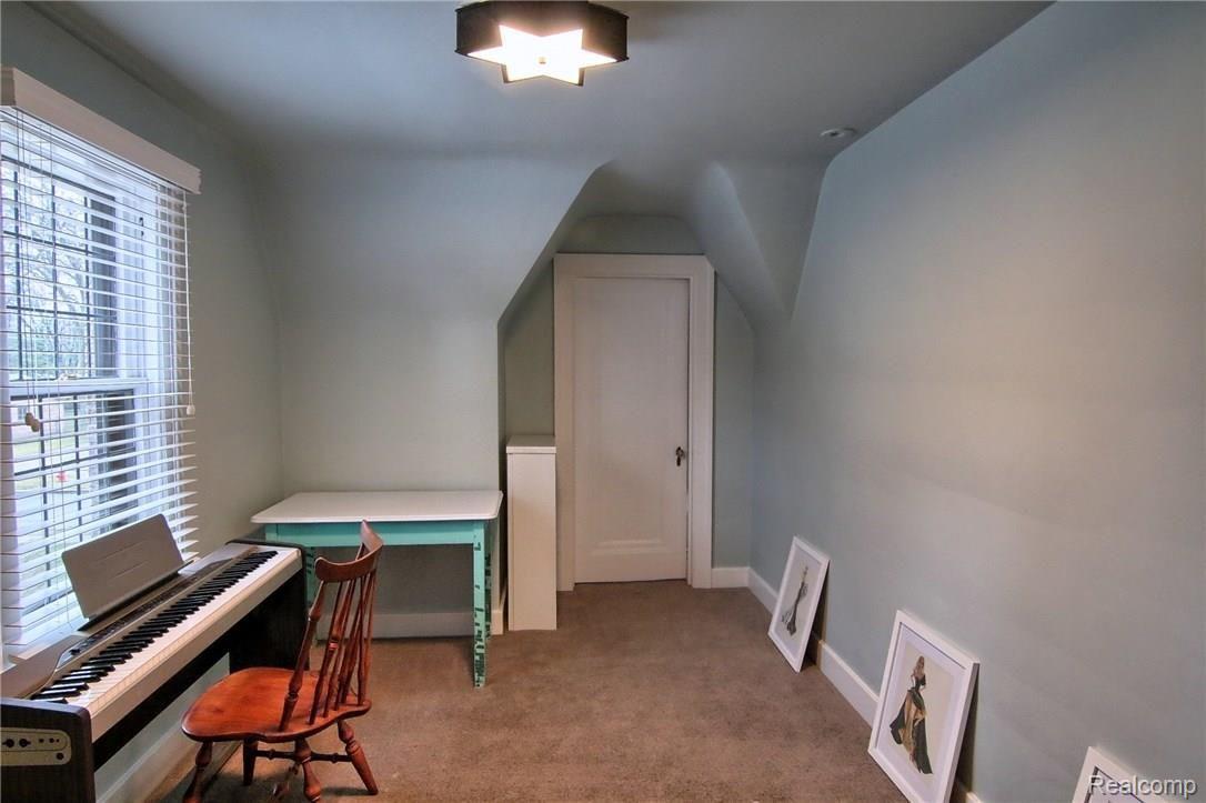 176 Moran Road Grosse Pointe, MI 48236 - Photo 21 of 29 Sitting Room off Bedroom