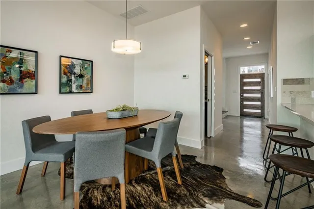 $3,300 | 2803 Crest Avenue, Unit A, Austin, TX 78702