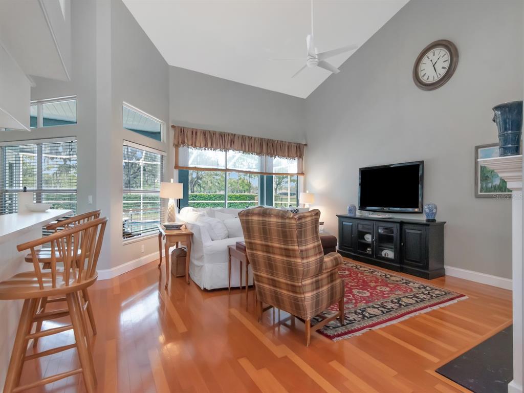 5201 Silverado Way Valrico, FL 33596 - Photo 12 of 65