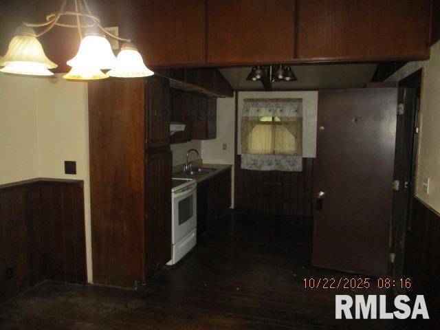 16304 North 2nd Street Chillicothe, IL 61523 - Photo 5 of 11