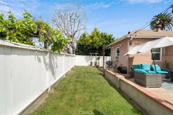 $1,800,000 | 3711 Lemon Avenue, Long Beach, CA 90807