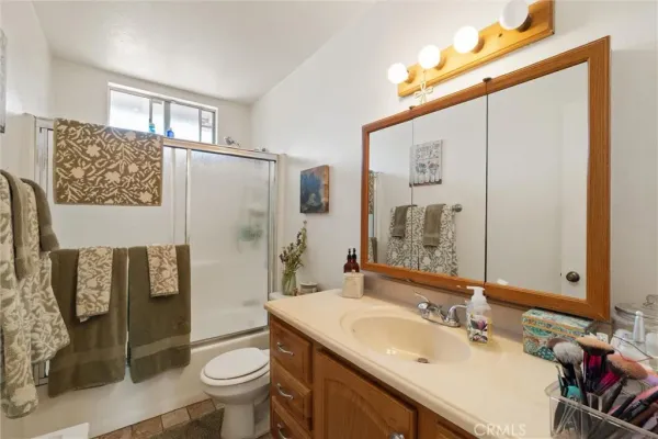 $1,800,000 | 3711 Lemon Avenue, Long Beach, CA 90807