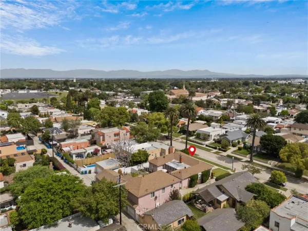 $1,800,000 | 3711 Lemon Avenue, Long Beach, CA 90807