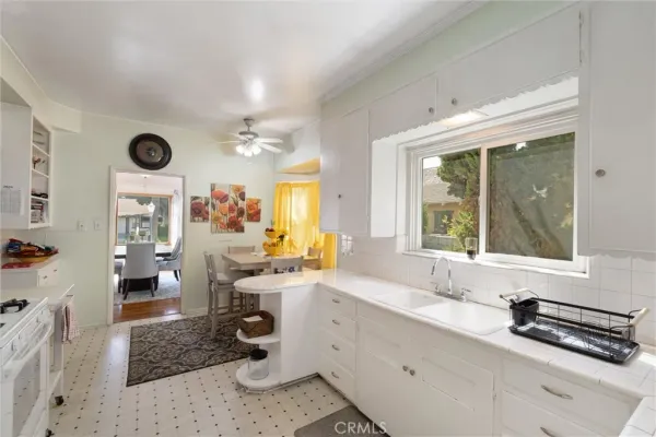 $1,800,000 | 3711 Lemon Avenue, Long Beach, CA 90807