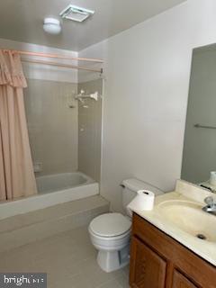 5491 Vantage Point Road, Unit 27 Columbia, MD 21044 - Photo 27 of 29 a bathroom with a sink a toilet and shower