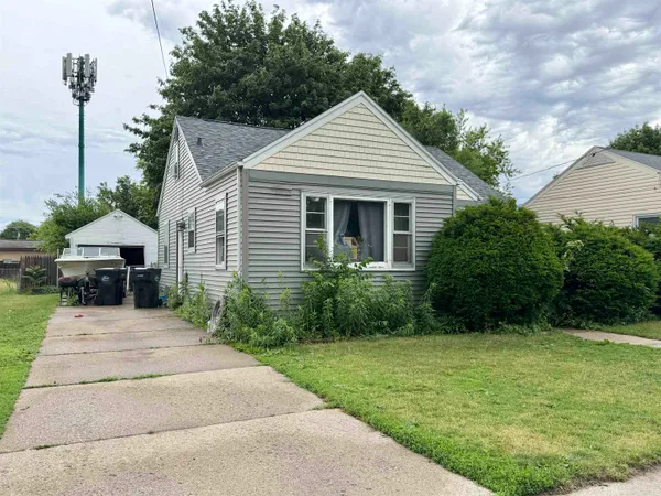 $175,000 | 1127 Cleveland Street, Beloit, WI 53511