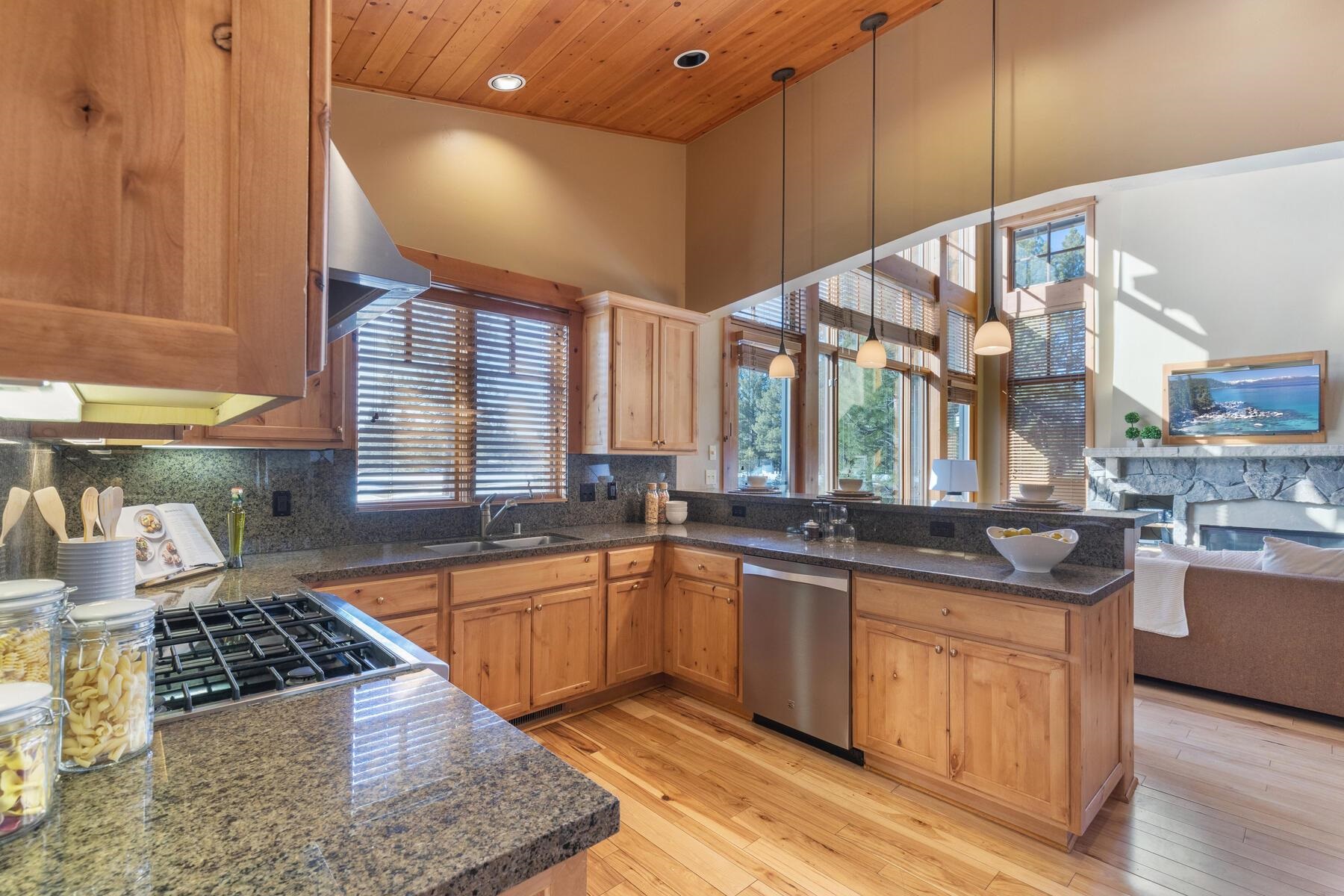 12308 Frontier Trail, Unit F2624 Truckee, CA 96161 - Photo 6 of 27