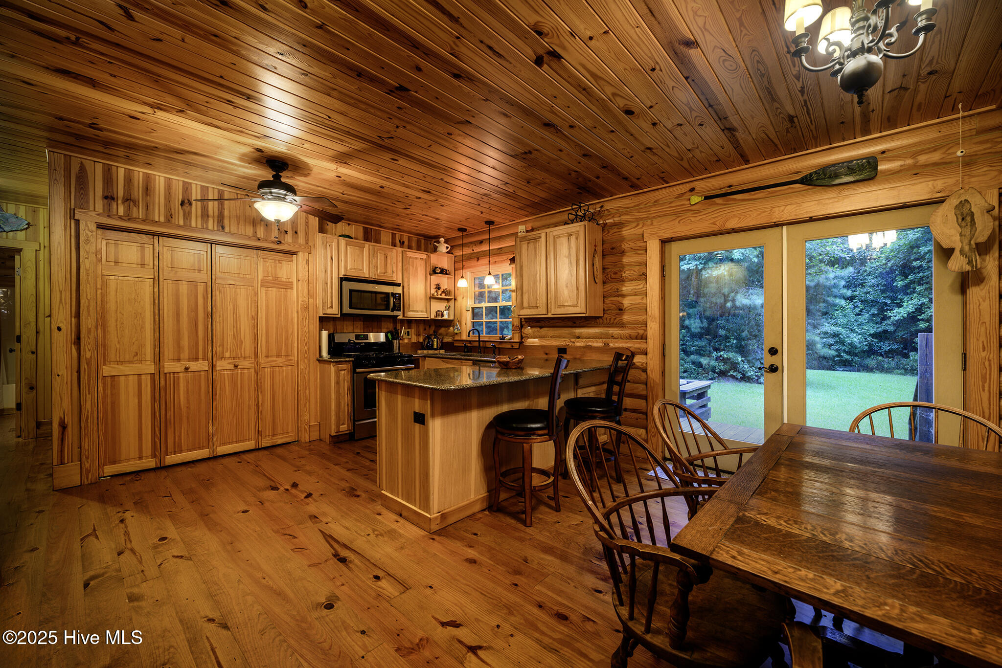 740 Log Cabin Road Arapahoe, NC 28510 - Photo 18 of 69 Kitchen & Dining