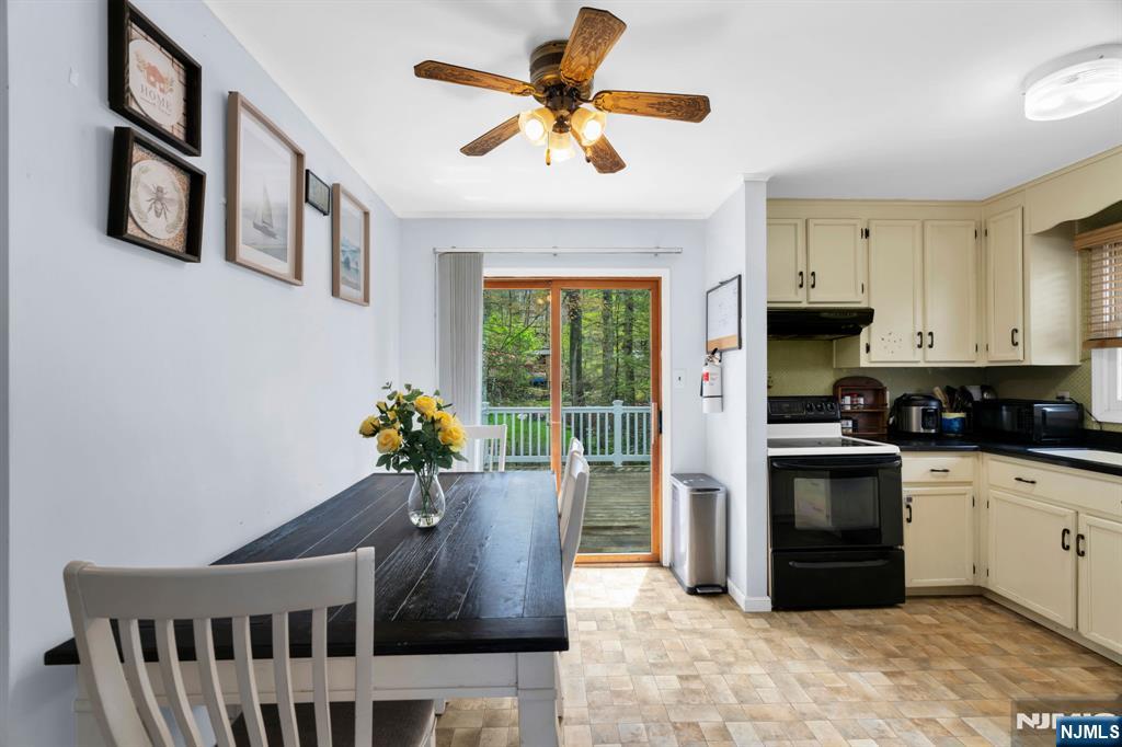 140 Papscoe Road West Milford, NJ 07421 - Photo 16 of 47