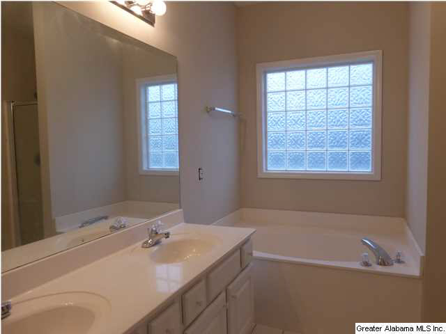 116 Hannah Circle Calera, AL 35040 - Photo 11 of 20