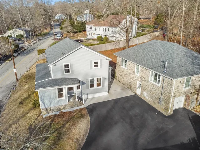 $749,999 | 61 Stillwater Road, Smithfield, RI 02917