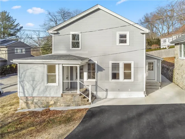 $749,999 | 61 Stillwater Road, Smithfield, RI 02917