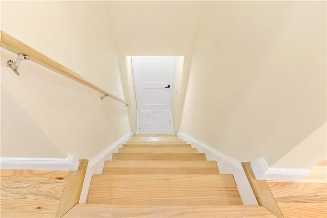 $749,999 | 61 Stillwater Road, Smithfield, RI 02917