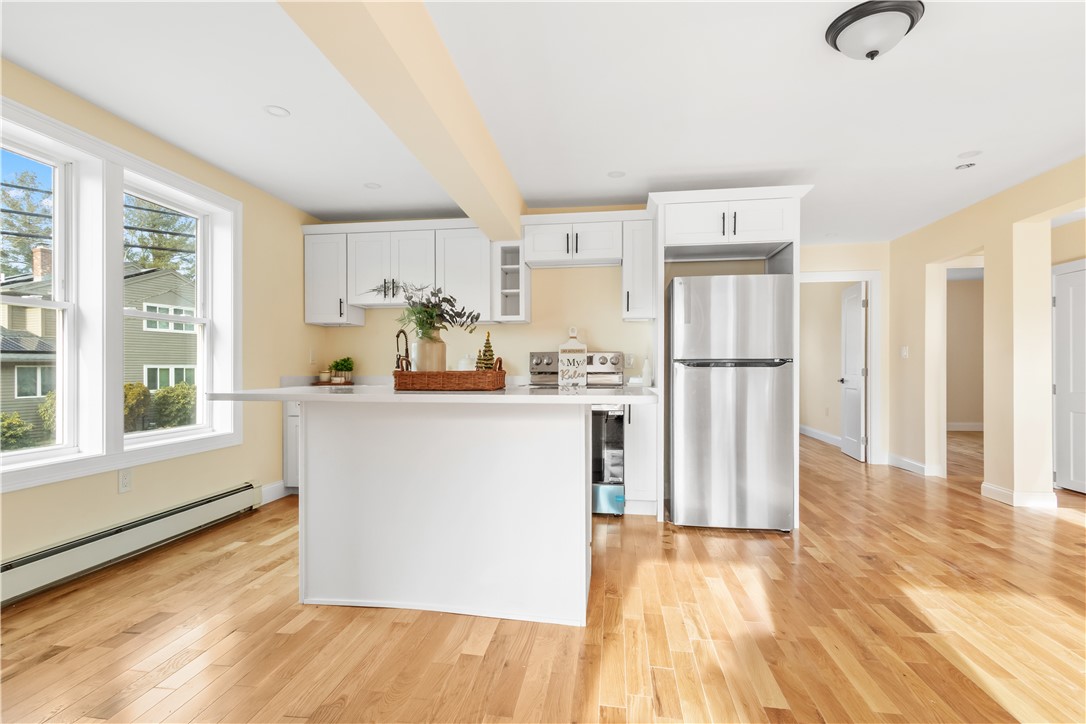 61 Stillwater Road Smithfield, RI 02917 - Photo 4 of 49