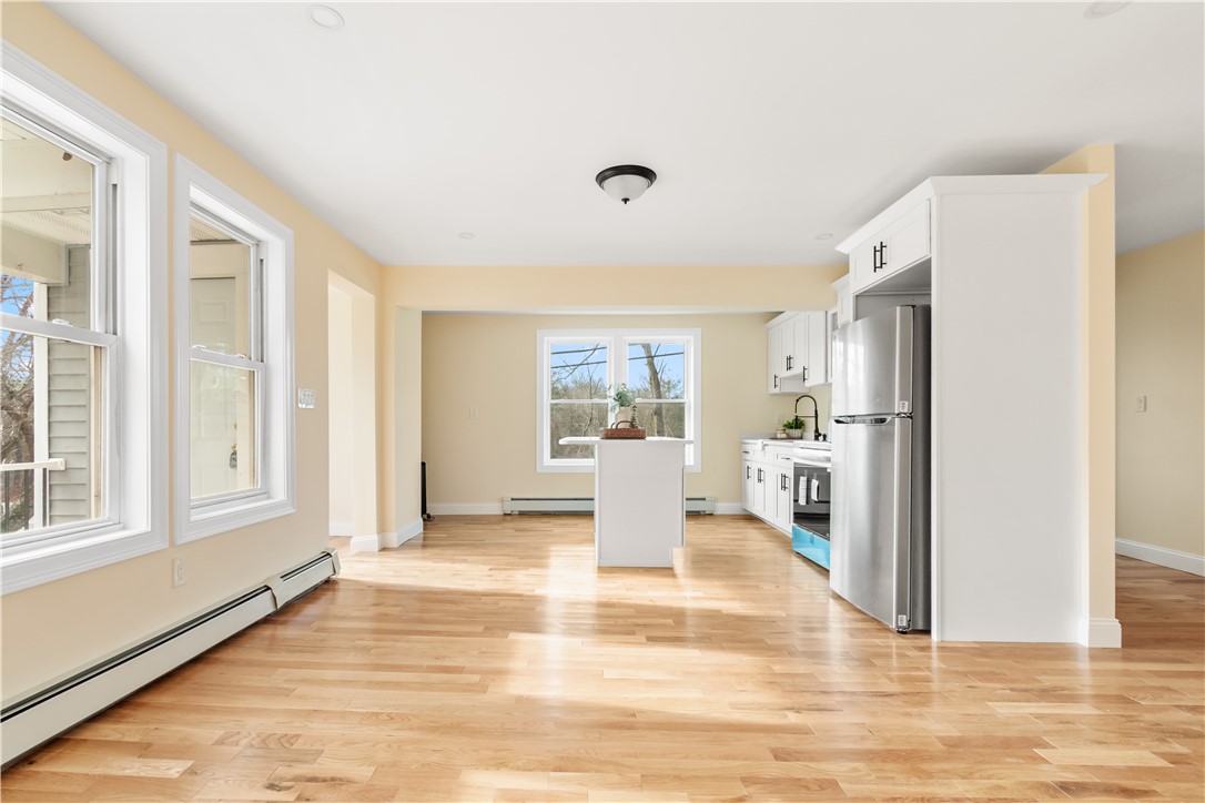 61 Stillwater Road Smithfield, RI 02917 - Photo 6 of 49