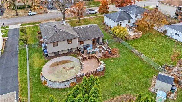 $375,000 | 890 Greenfield Avenue, South Elgin, IL 60177