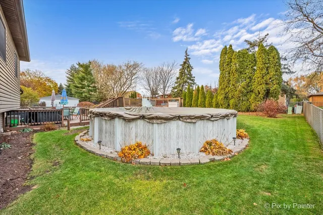 $375,000 | 890 Greenfield Avenue, South Elgin, IL 60177