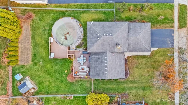 $375,000 | 890 Greenfield Avenue, South Elgin, IL 60177