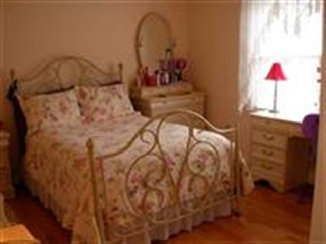 18 Windham Hill Road Bethlehem, NY 12077 - Photo 8 of 12 Photo 8