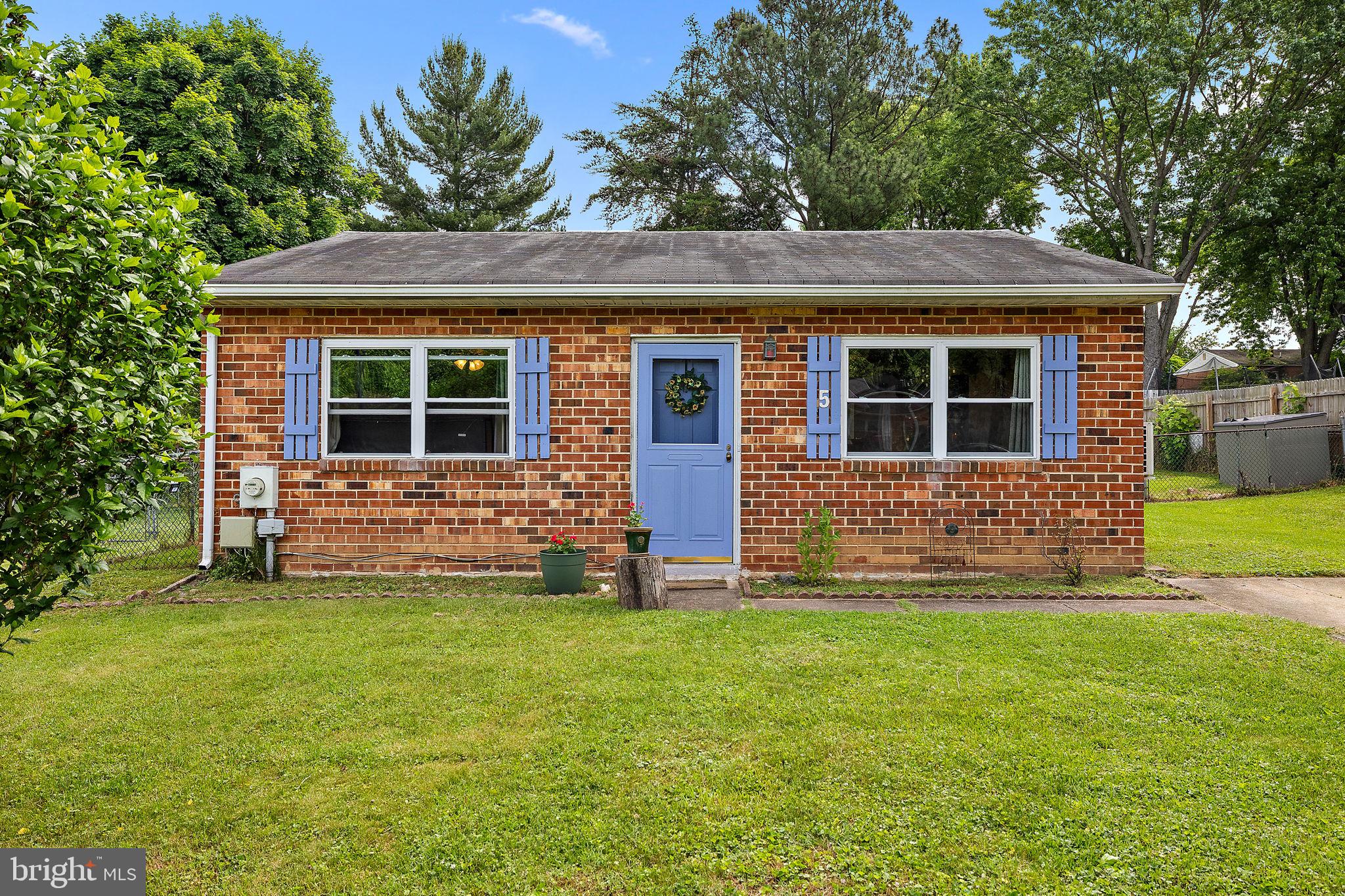 5 Strauss Way Newark, DE 19702 - Photo 1 of 21