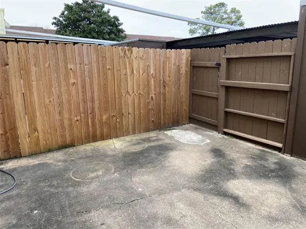 $1,400 | 4211 Benard Court, Pasadena, TX 77503
