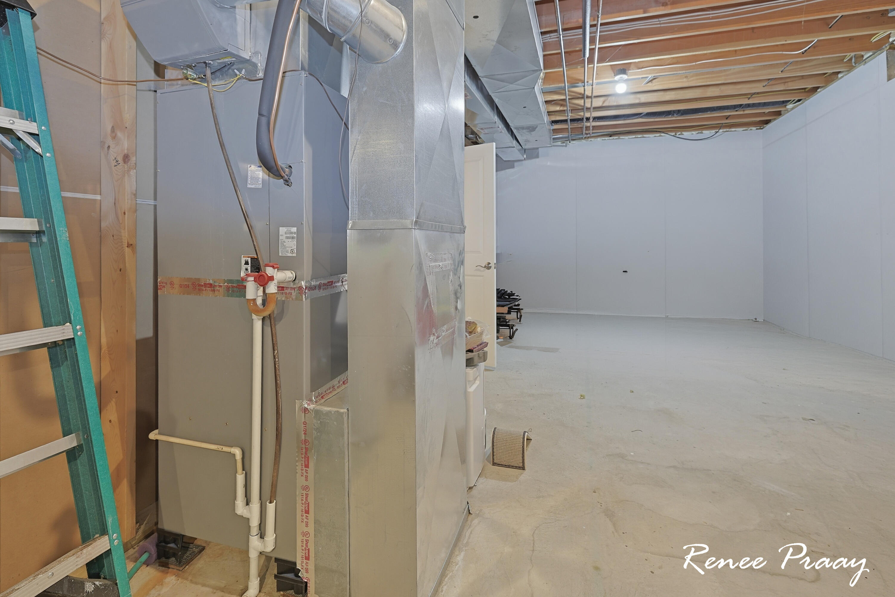 5439 Shawnee Road Pentwater, MI 49449 - Photo 31 of 49 IMG_9479