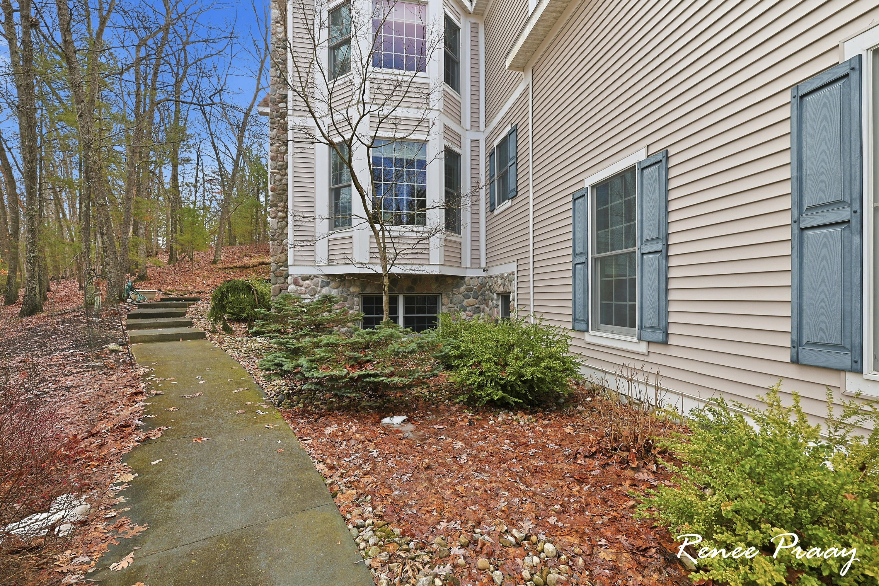 5439 Shawnee Road Pentwater, MI 49449 - Photo 36 of 49 IMG_9175