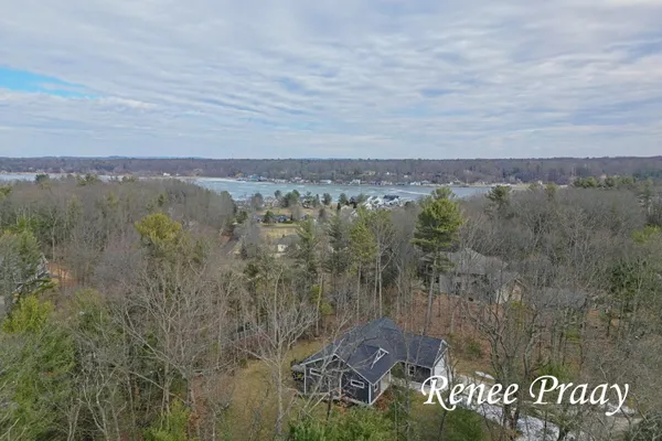 $975,000 | 5439 Shawnee Road, Pentwater, MI 49449