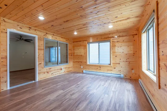 $425,000 | 932 Oak Pond Court, Sartell, MN 56377