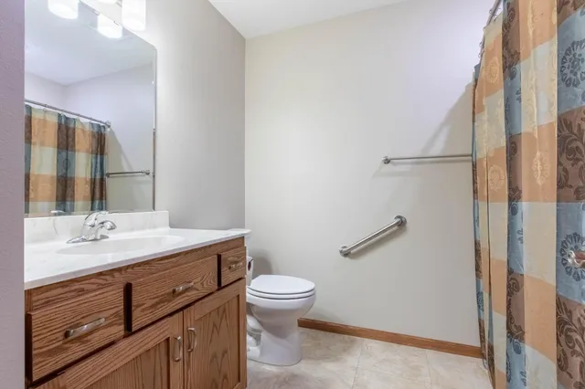 $425,000 | 932 Oak Pond Court, Sartell, MN 56377