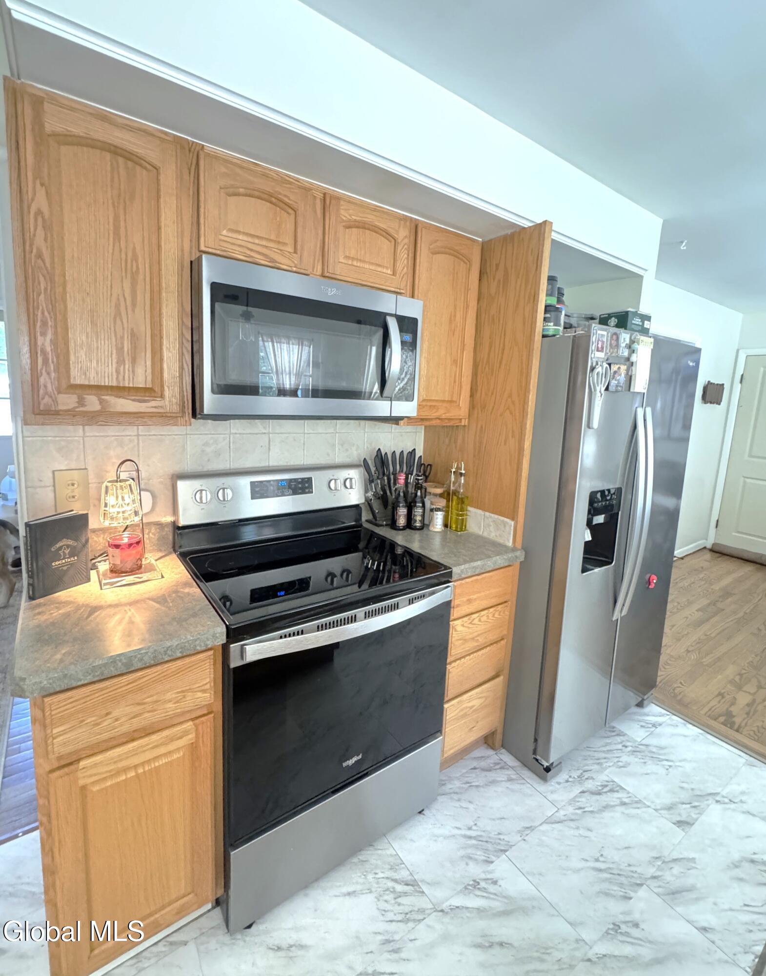 14 Rosemere Road Ballston, NY 12019 - Photo 8 of 21 Kitchen4