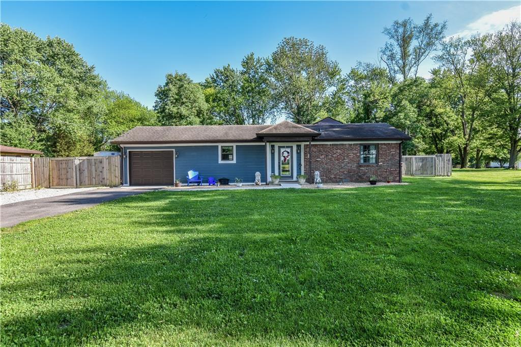 7153 West Ralston Road Indianapolis, IN 46221 - Photo 1 of 33 Gallery Image 1