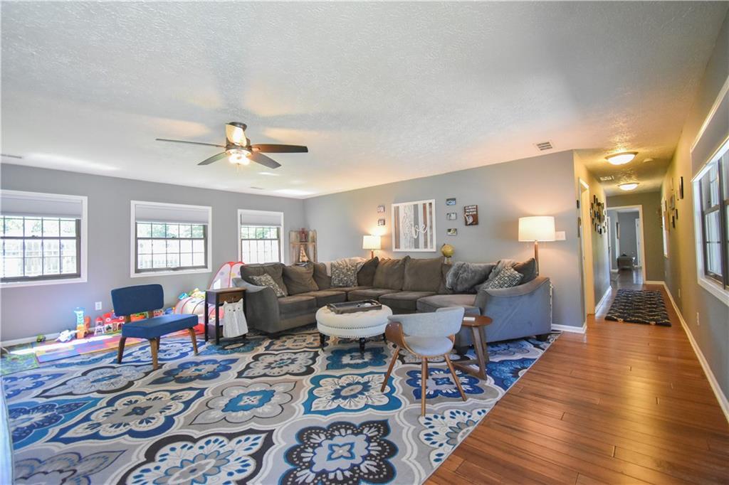 7153 West Ralston Road Indianapolis, IN 46221 - Photo 16 of 33 Gallery Image 16