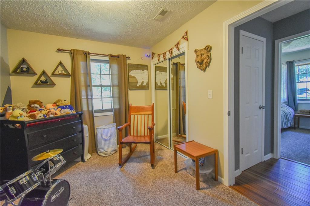 7153 West Ralston Road Indianapolis, IN 46221 - Photo 17 of 33 Gallery Image 17
