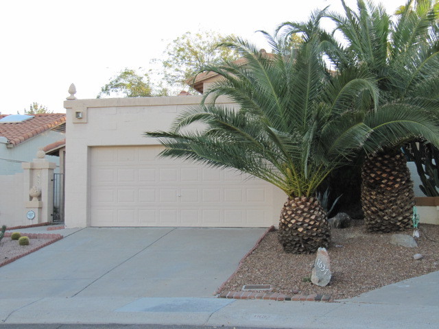 1639 East Wagoner Road Phoenix, AZ 85022 - Photo 1 of 3 Front View