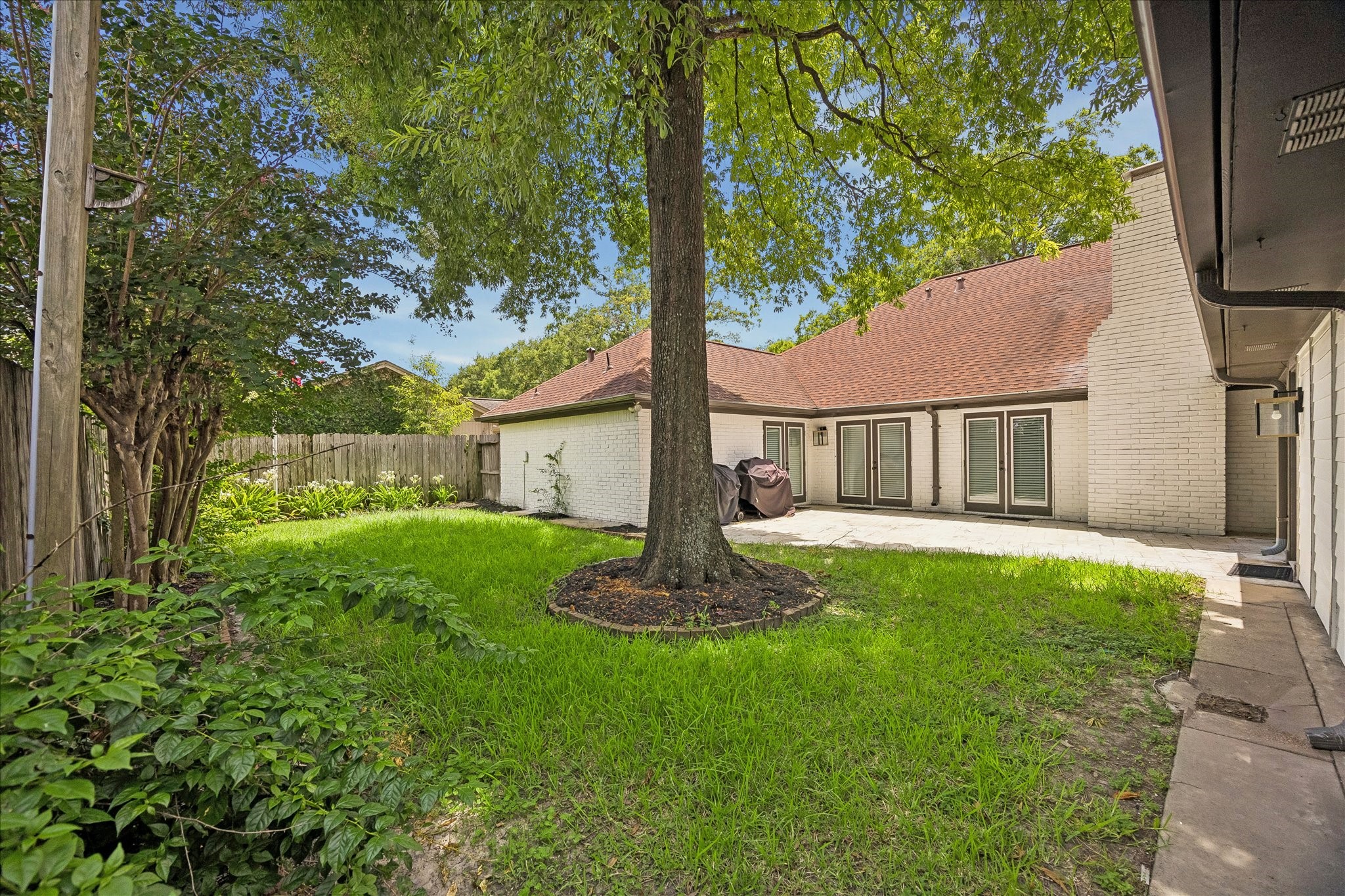 2930 Riata Lane Houston, TX 77080 - Photo 5 of 32