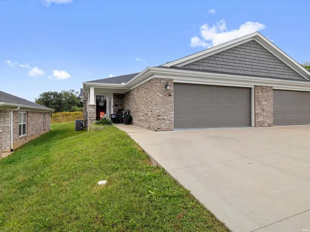 $319,000 | 1508 Kennel Drive, Unit A, Evansville, IN 47710