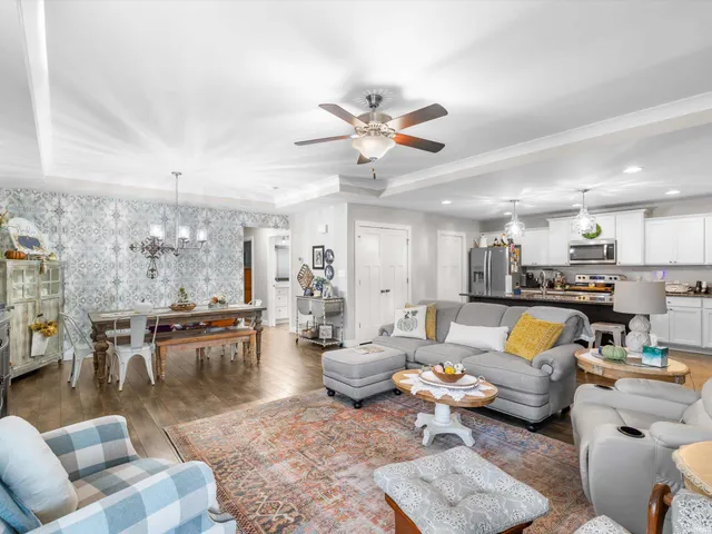 $319,000 | 1508 Kennel Drive, Unit A, Evansville, IN 47710