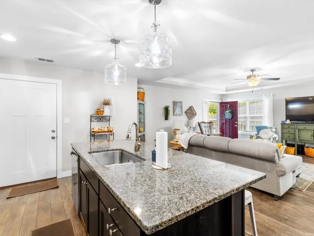 $319,000 | 1508 Kennel Drive, Unit A, Evansville, IN 47710