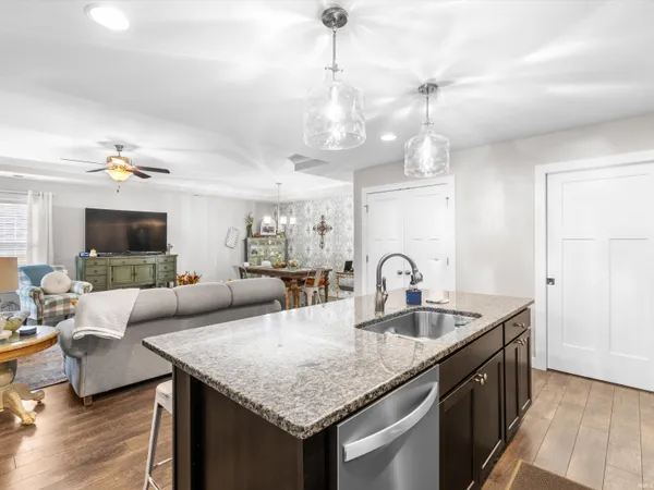 $313,000 | 1508 Kennel Drive, Unit A, Evansville, IN 47710