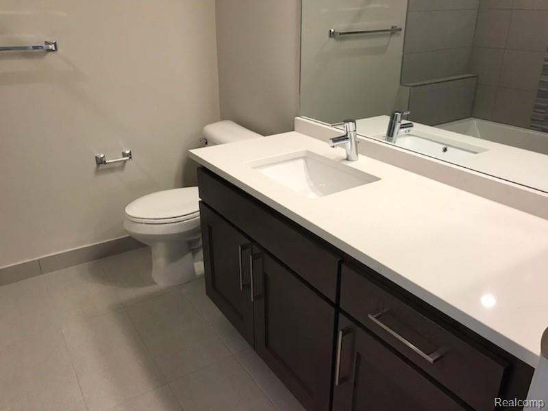 4056 Brookside Road Clarkston, MI 48346 - Photo 7 of 10