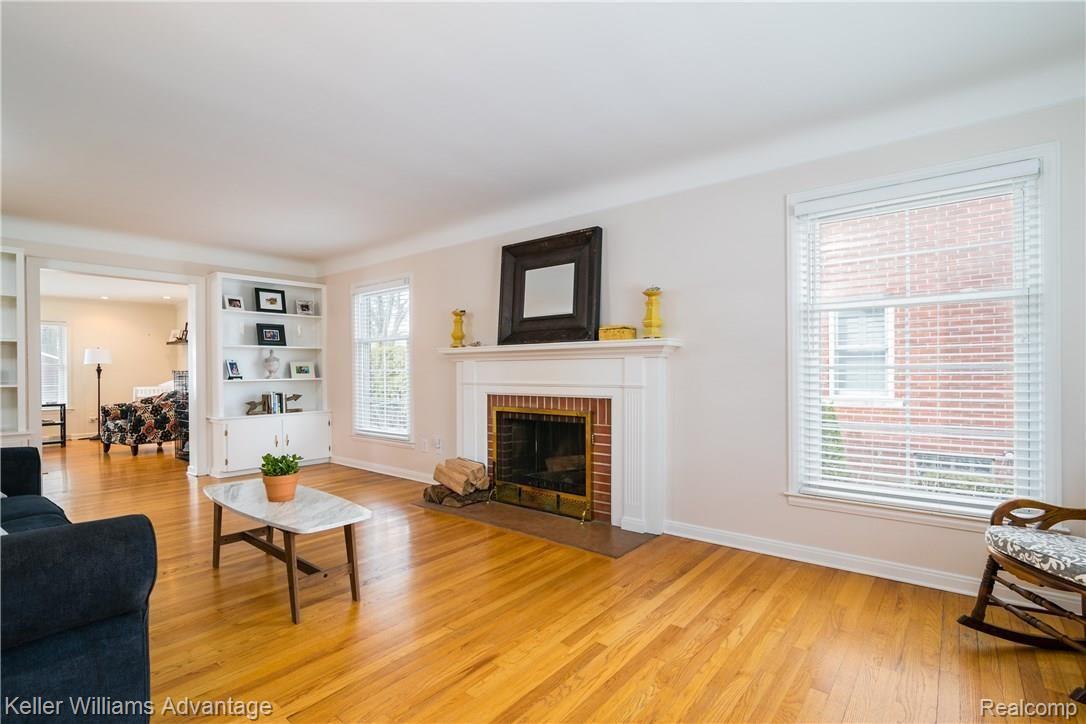 1911 Littlestone Road Grosse Pointe, MI 48236 - Photo 5 of 33 1911 Littlestone Rd-6.jpg