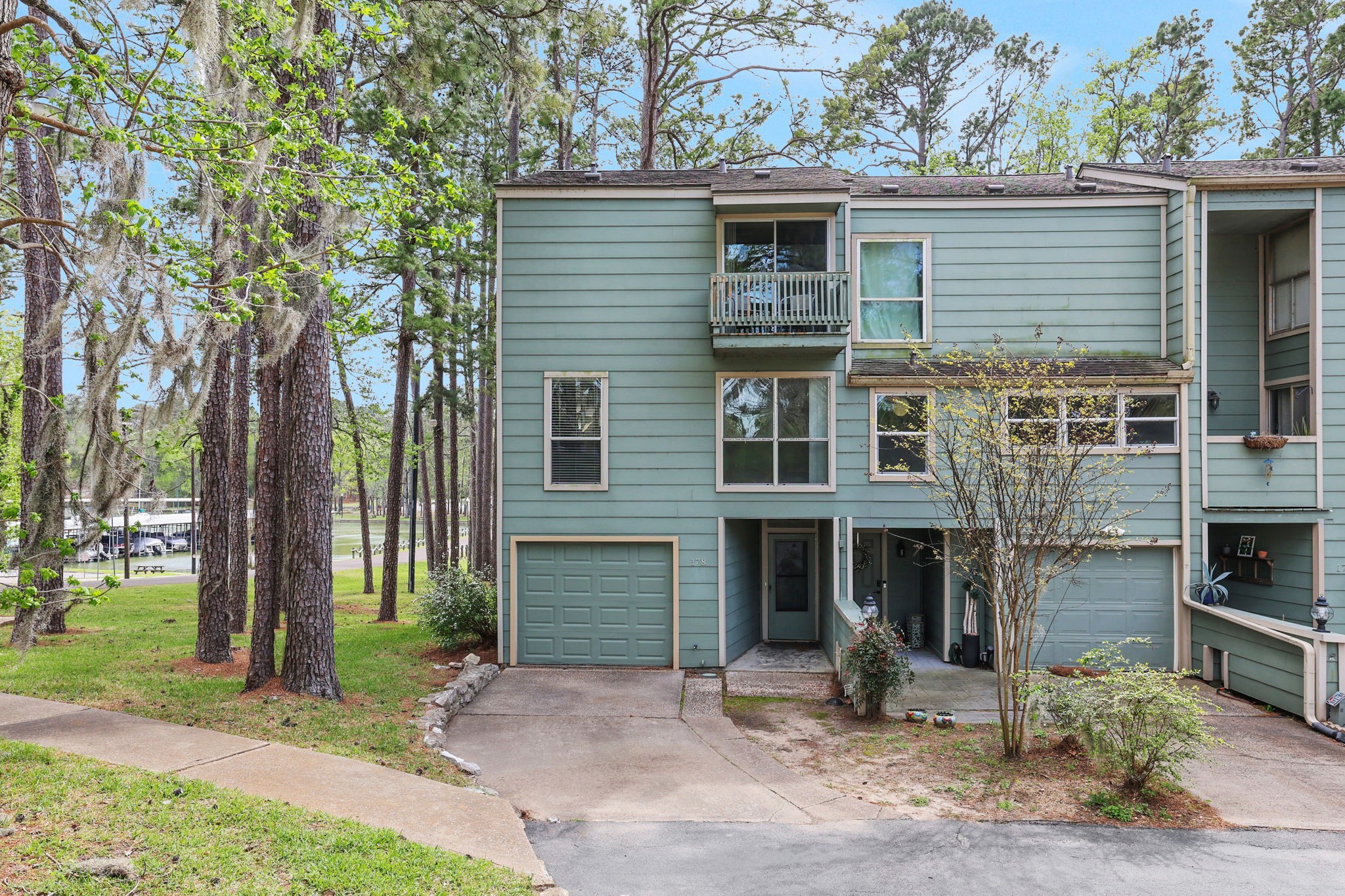 Welcome to 178 Villa Way in Cape Royale