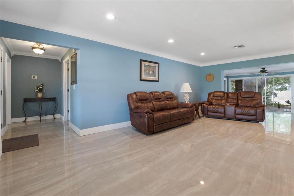 250 Brigham Road Northwest Winter Haven, FL 33881 - Photo 10 of 67
