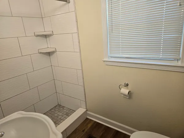 $2,100 | 1809 Tyndall Drive, Unit A, Tallahassee, FL 32304