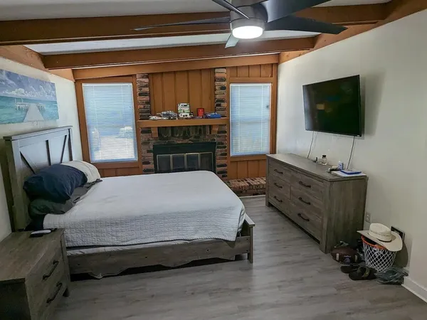 $2,100 | 1809 Tyndall Drive, Unit A, Tallahassee, FL 32304