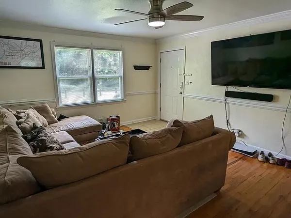 $2,100 | 1809 Tyndall Drive, Unit A, Tallahassee, FL 32304